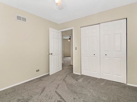 5th image of 11 Monterey Dr