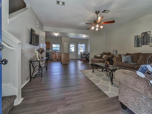 3rd image of 18826 Sandelford Dr