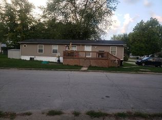 70 Woods Edge Ct, West Lafayette, IN 47906