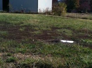 20 Valley Farms Dr, Winfield, MO 63389