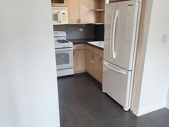 3rd image of 31-56 44th St #2F