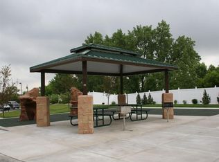 9150 Zanzibar Ln N #209, Maple Grove, MN 55311