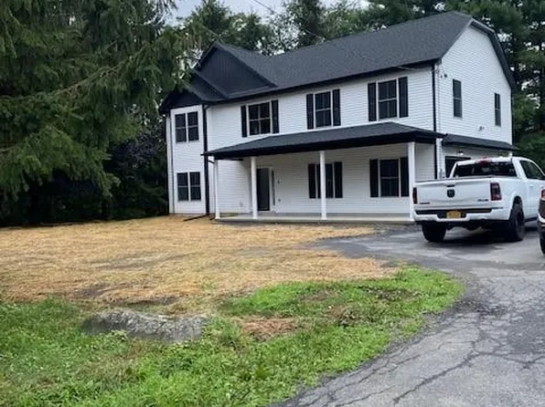 4 Blue Jay Drive, Newburgh, NY 12550