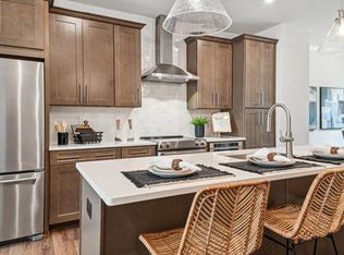 2047 Clarksdale Dr, Charlotte, NC 28206