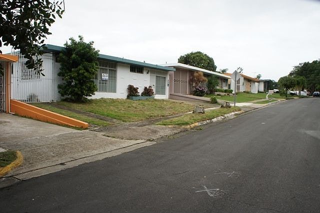 2nd image of D12 Calle Santiam