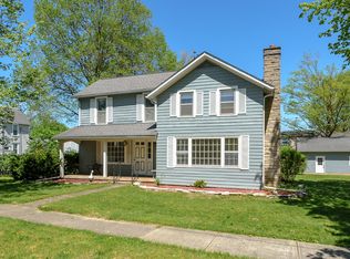 317 E 2nd St, Lawton, MI