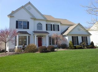 331 Sun Valley Dr, Ambler, PA 19002