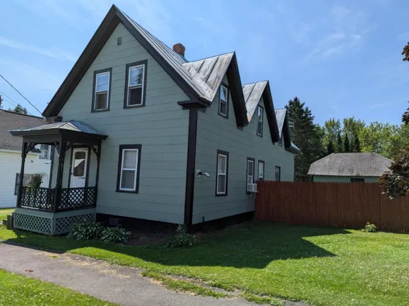 42 Oakland Street, Waterville, ME 04901