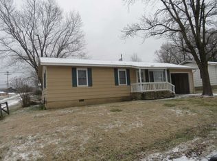 1010 Park St, Ava, MO 65608