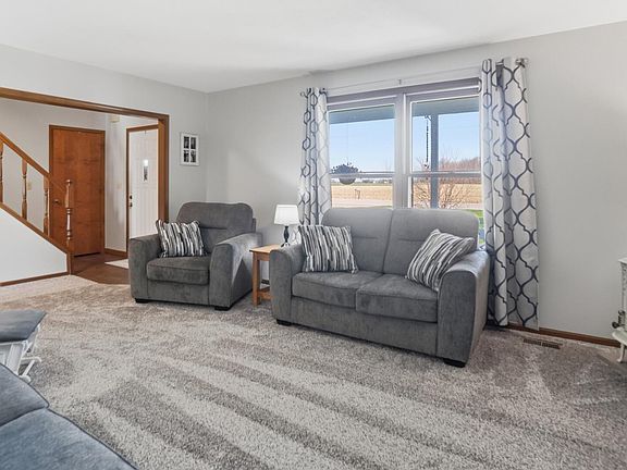 5th image of 28656 Steinmaier Rd