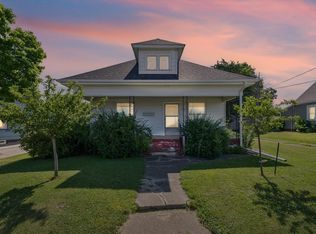 121 S Walnut, Westville, IL