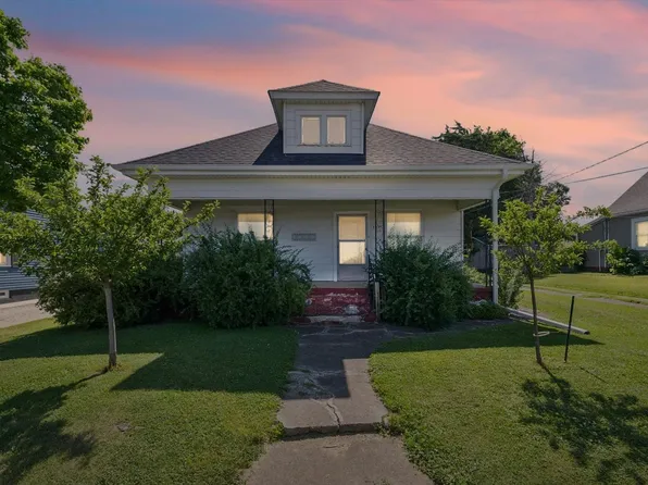 121 S Walnut, Westville, IL 61883