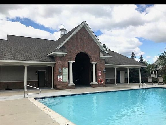 2nd image of 15269 Yale Dr