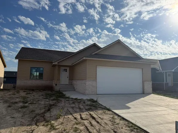 5055 N Toben Ct, Wichita, KS 67226