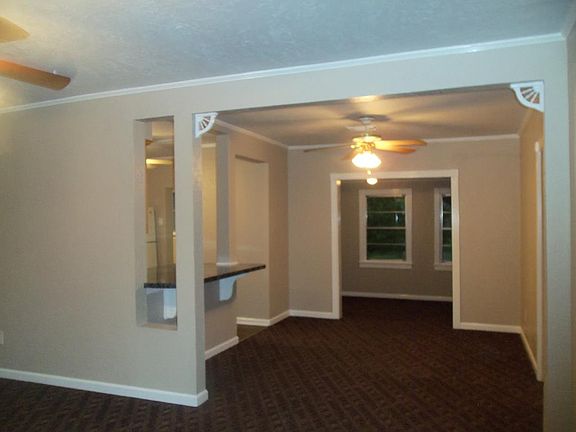 5th image of 2409 Avenue D
