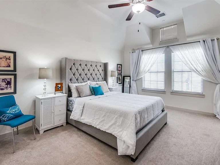 2728 Splendor Dr — Photo 18