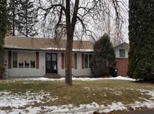 13116 Oakland Dr, Burnsville, MN 55337