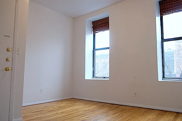 Rented by Urban Spaces Realty Group | media 72