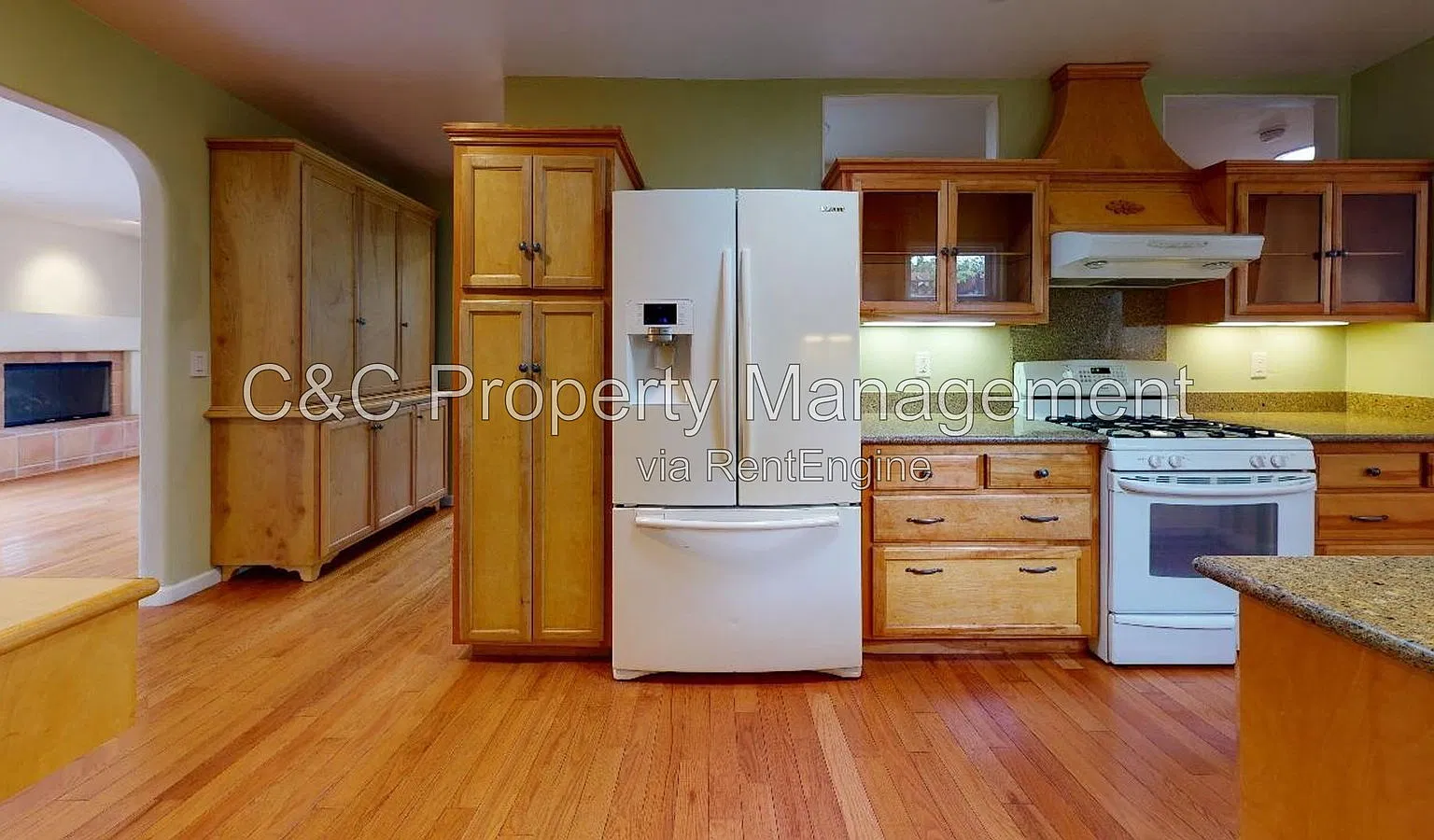 2 bed, 2.0 bath, 1043 sqft, $3,995 — Photo 1