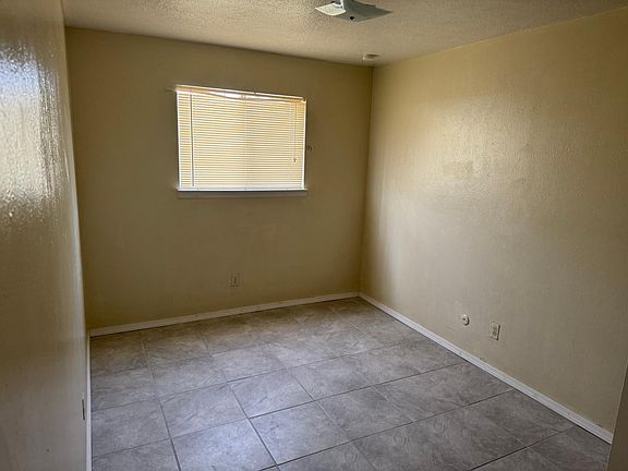 5th image of 3405 Crest Ave SE #4