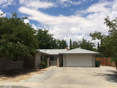708 Sydnor Ave, Ridgecrest, CA, 93555