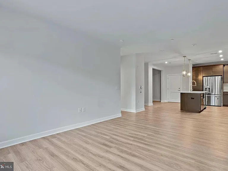3927 Fair Ridge Dr #3003 — Photo 9