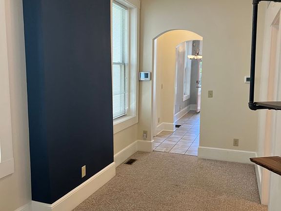 2nd image of 1557 Pullan Ave