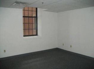 244 Lisbon St APT 6G, Lisbon, ME 04250