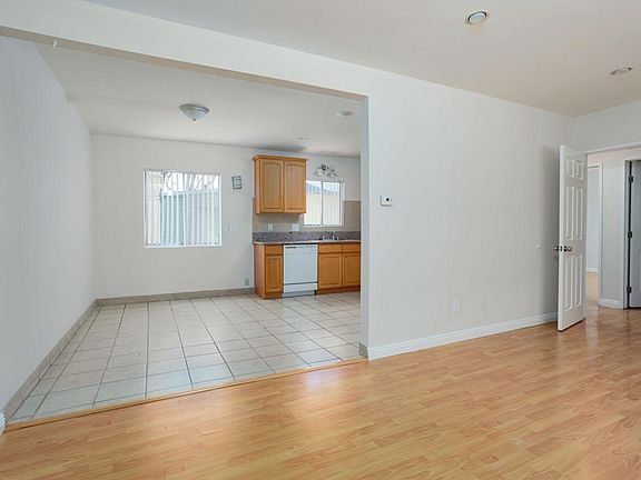 5th image of 5418 Willowcrest Ave APT 5