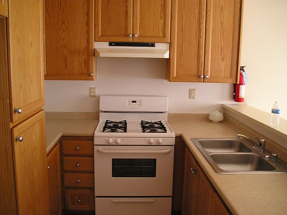 4th image of 3981 N H St APT A
