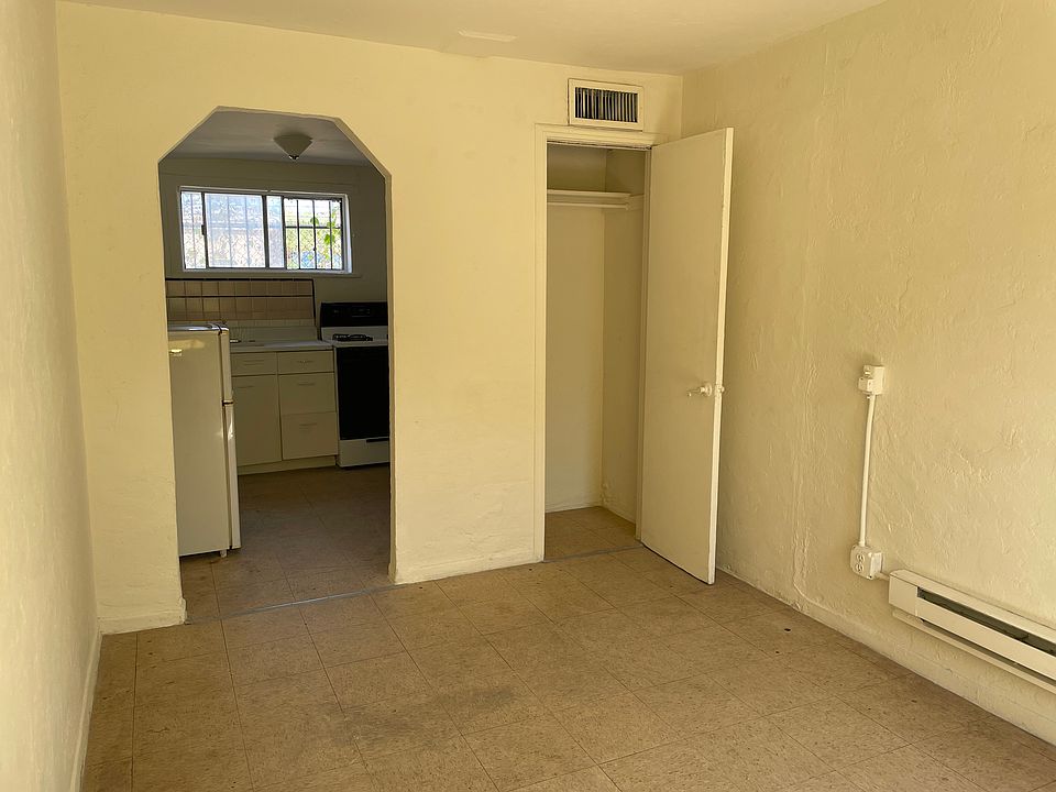 1st image of 2245 S 6th Ave #8