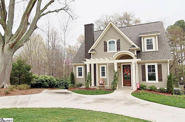 1st image of 307 Waccamaw Ave