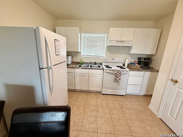 2 bed, 2.0 bath, 880 sqft, $1,500 — Photo 4