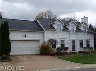 10198 Brighton Cir, Twinsburg, OH 44087