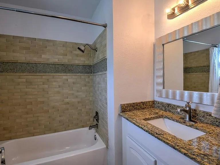 6605 Clubway Ln — Photo 18