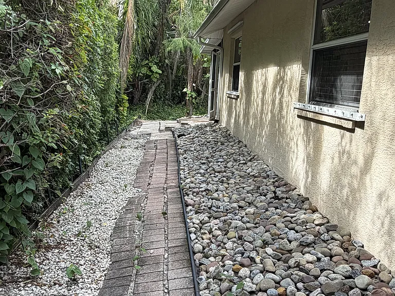 9209 Seville Rd — Photo 22