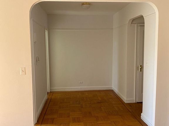 2nd image of 1 W 126th St #5G