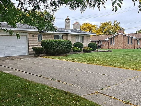 2nd image of 37419 Jerome Dr