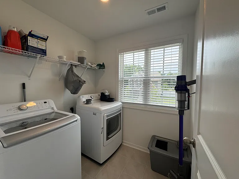 131 Alta Crest Ln — Photo 18