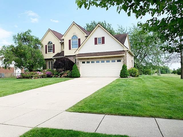 1st image of 4728 Azalea Dr