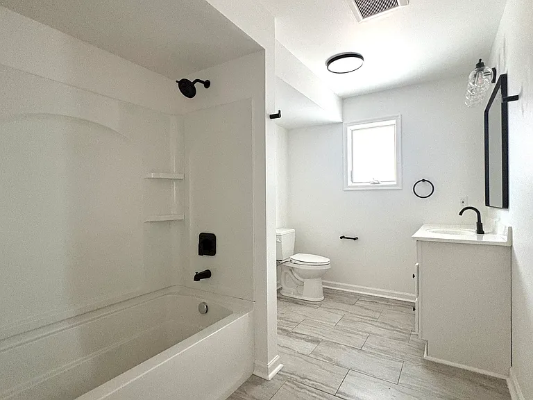 2380 Professor St #2 — Photo 3