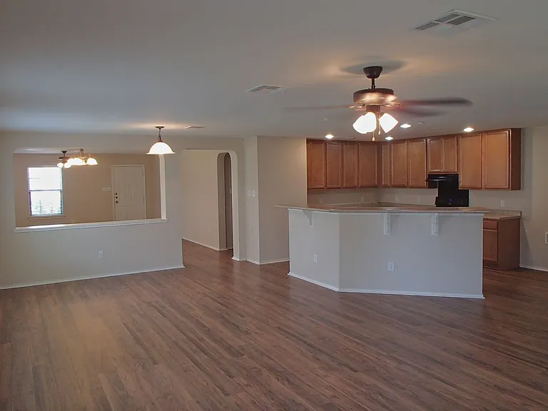 224 Wildwood Dr — Photo 8