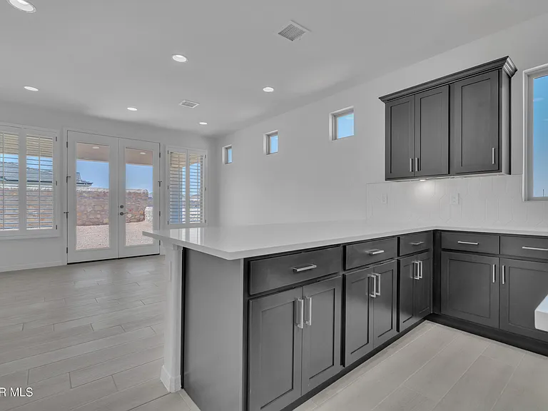 14936 Hill Ridge Ct — Photo 12