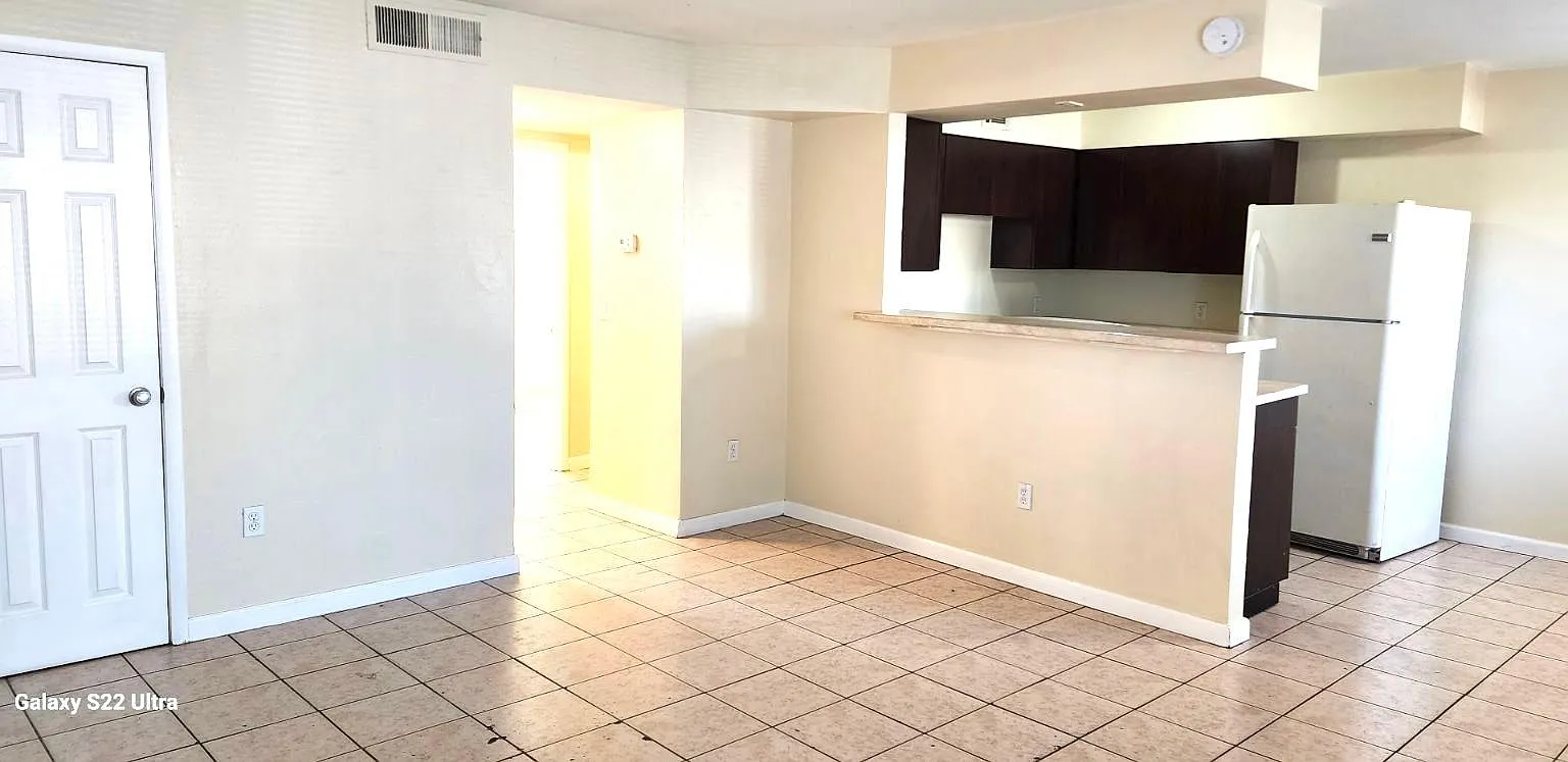 1615 Stevens Street — Photo 3