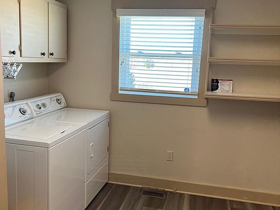laundry room/mud room