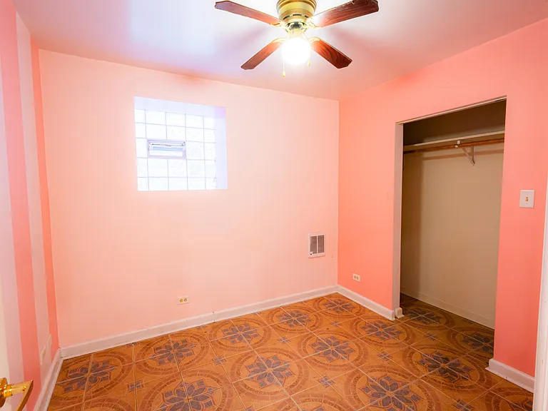 7250 S King Dr #1 — Photo 24