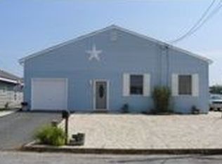 121 S Commodore Dr, Little Egg Harbor, NJ 08087