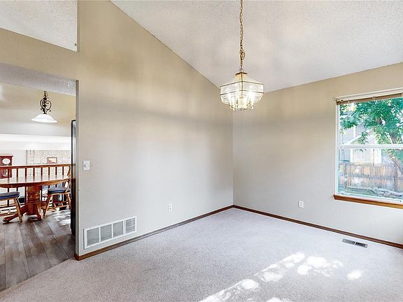 5th image of 11628 Masonville Dr