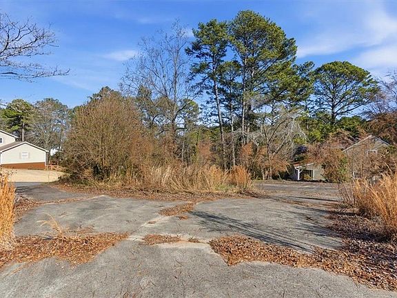 3rd image of 36 Coventry Dr SE Lot 27