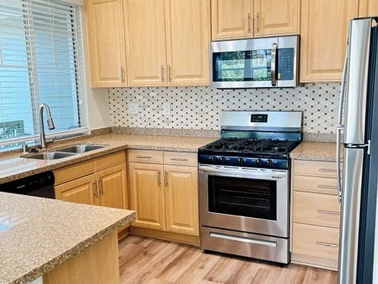 Via Ventura Apartments — Photo 54